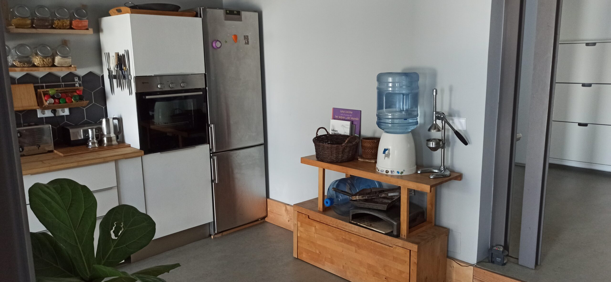 IMG_20240717_113350 kitchen fridge and water dispender